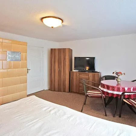 Auf Ruegen Apartment